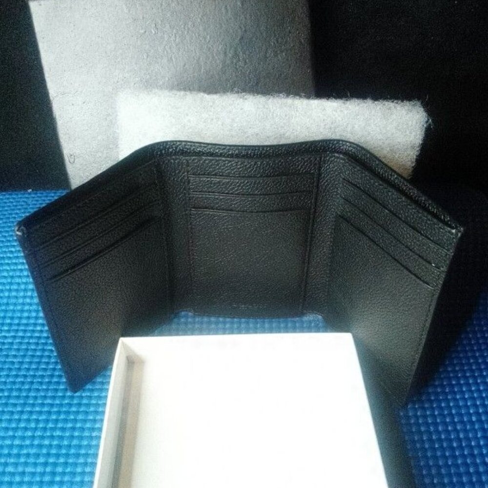 Coach New York Tri-Fold Black Leather Men's Wallet - Picture 3 of 7